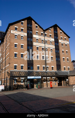 National Waterways Museum Llanthony Warehouse UK Cotswolds Gloucester Docks Banque D'Images