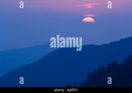 Coucher du soleil du Tennessee côté de Newfound Gap Road, Great Smoky Mountains National Park, California, USA Banque D'Images