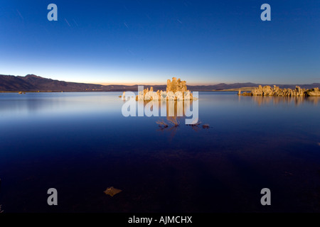 Lac Mono la nuit Lee Vining California Banque D'Images