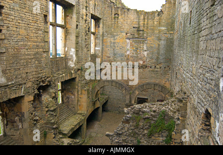 Château de Bolsover est situé sur une colline surplombant la vallée de Scarsdale, côté est du Peak District, Derbyshire Banque D'Images