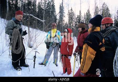 Leçon d'alpinisme à l'alpinisme et de l'Association lettone de voyage Parc National de Gauja LACA en Lettonie Banque D'Images