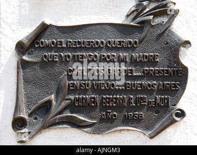 Détails sur la tombe de Carlos Gardel. Buenos Aires, Argentine Banque D'Images