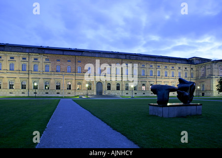 Germany, Bavaria, Munich, Alte Pinakothek Musée de nuit Banque D'Images