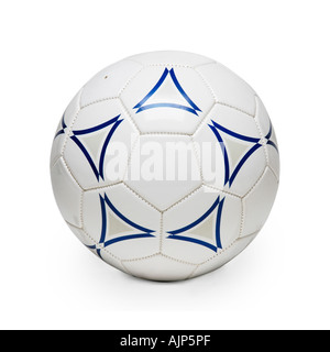 Ballon de football soccer SPORT ÉQUIPEMENT DE FOOTBALL SUR FOND BLANC Banque D'Images