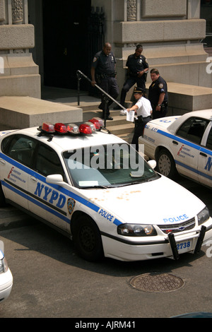 Les voitures de police de New York New York City United States Banque D'Images