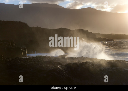 Espagne, Canaries, El Hierro, vue de la côte paysage volcanique bientot dans la Valle del Golfo Banque D'Images