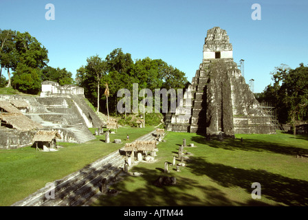 Peten Guatemala mayas de Tikal Temple Grand Plaza Site du Grand Jaguar Banque D'Images