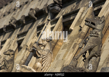 [Magdalen College] statues d'animaux et de créatures mythiques sculptées dans la pierre, [l'Université d'Oxford], Oxford, Angleterre, Royaume-Uni Banque D'Images