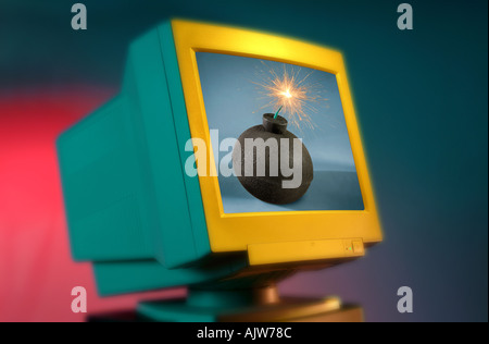 L'écran d'un ordinateur avec une bombe ronde et allumé fusible sur l'écran Banque D'Images