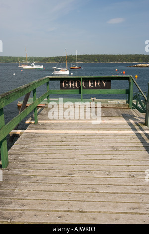 La jetée de Holbrook Wharf Cundy Harbor Maine Banque D'Images