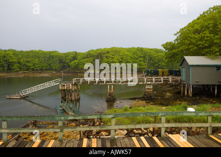 Une vue de Holbrook Wharf Cundy Harbor Maine Banque D'Images