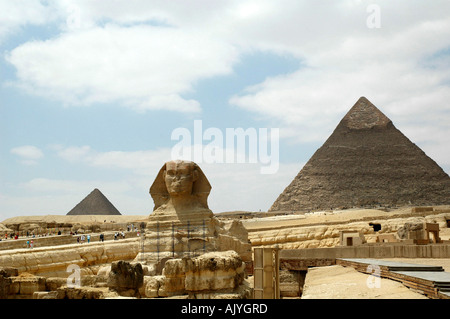 Sphinx et des pyramides de Gizeh, Egypte Banque D'Images