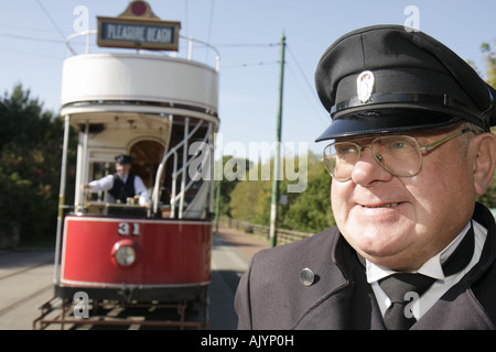 UK England County Durham,Beamish,North of England Museum,1913 trams operator,repromulgue,history,UK071001015 Banque D'Images