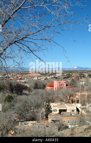 Vue vers Scottish Rite Temple de croix de Martyrs Santa Fe New Mexico United States America USA Banque D'Images