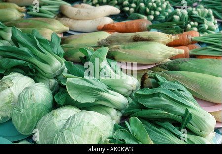 Décrochage du marché aux légumes / Bangkok / Marktstand Gemuese mit Banque D'Images