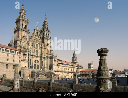 Cathédrale de Santiago de Compostela à partir de la Praza do Obradoiro (Plaza del Obradoiro), Saint Jacques de Compostelle, Galice, Espagne Banque D'Images