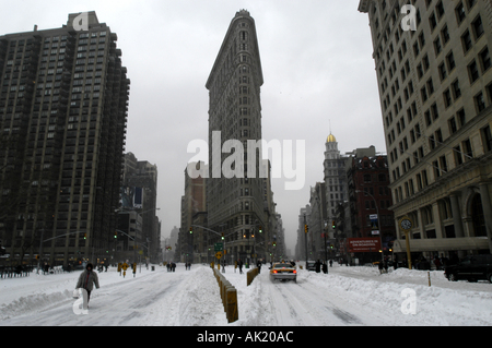 Flatiron building de New York au cours de l'hiver 03 tempête de neige. Banque D'Images