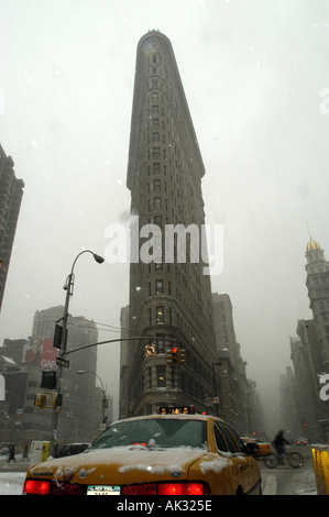 Flatiron building de New York au cours de l'hiver 03 tempête de neige. Banque D'Images