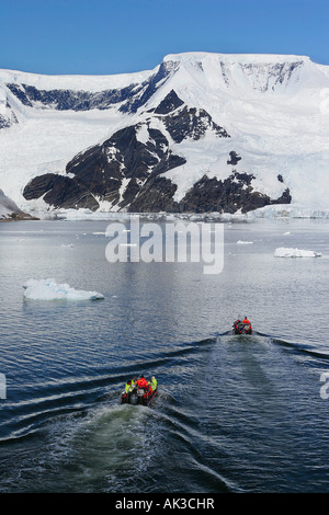 L'approche de débarquement, l'Antarctique l'île Banque D'Images