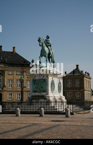 Statue du roi Frederik VII à Slotsplads Christiansborg, Copenhague, Danemark Banque D'Images