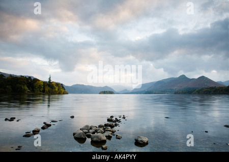 Derwentwater et Derwent Isle d'isthme Bay dans le Lake District Banque D'Images