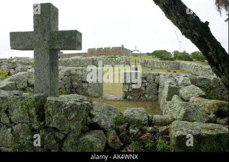 Le cimetière au Fort de Santa Teresa, Parque y Fortaleza de Santa Teresa Banque D'Images