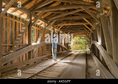 Grist Mill Pont couvert de Jeffersonville Vermont. Burr Truss construit 1870 . Juste à côté de la Rt. 108. Banque D'Images