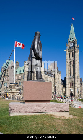 Tour de la paix sur la Colline du Parlement Ottawa Capitale du Canada en Ontario Canada Amérique du Nord Banque D'Images