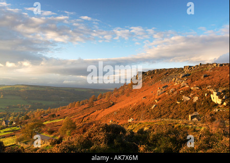 Curbar edge peu avant le coucher du soleil Banque D'Images