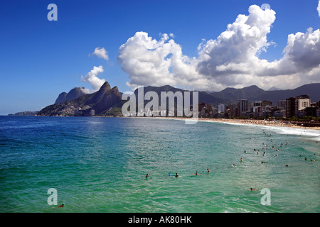 Belle plage de Leblon Ipanema à Rio de Janeiro Brésil Banque D'Images