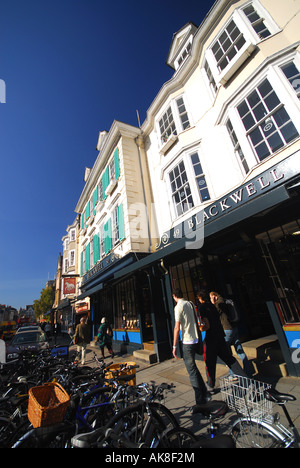 OXFORD, UK. Blackwell book shop sur Broad Street Banque D'Images