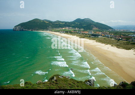 Playa de Berria, près de Santona, Cantabrie, dans le Nord de l'Espagne Banque D'Images