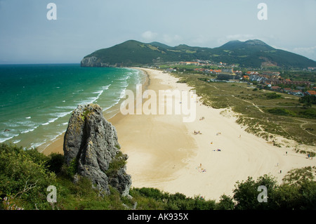 Playa de Berria, près de Santona, Cantabrie, dans le Nord de l'Espagne Banque D'Images