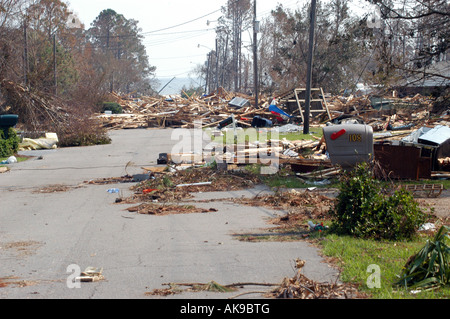 Les dommages de l'ouragan Katrina après