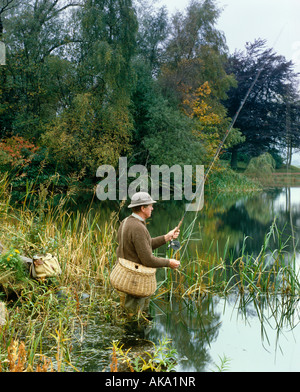 Angler, à Lakeside Banque D'Images