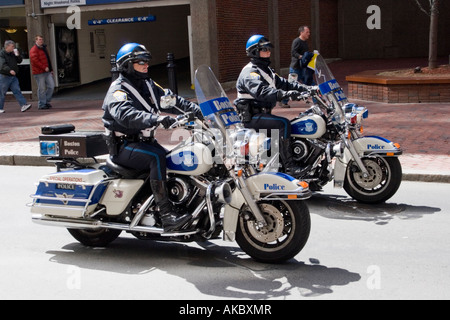 Deux policiers à moto à Boston Banque D'Images