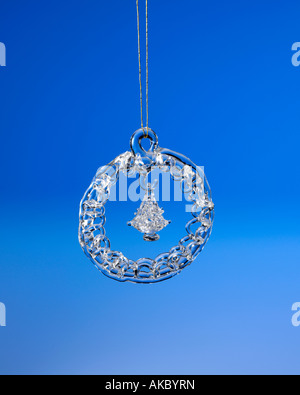 Couronne crystal Christmas ornament hanging raccroché Banque D'Images