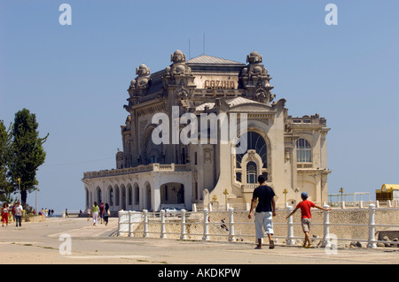 Bâtiment de casino au bord de mer à Constanta Mer Noire Roumanie Banque D'Images