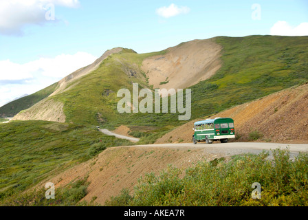 Bus Bus touristiques Parc National Denali Alaska AK U S United States Excursion Mt McKinley me demande de concession de Découverte du lac Toklat Banque D'Images