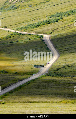 Bus Bus touristiques Parc National Denali Alaska AK U S United States Excursion Mt McKinley me demande de concession de Découverte du lac Toklat Banque D'Images