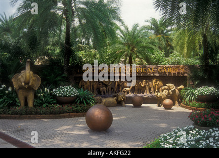 Parc à thème, Nong Nooch et topiary Garden Resort, Pattaya, Thaïlande Banque D'Images