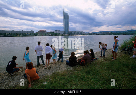 Von der Blick auf den Milleniums-Tower Donauinsel Banque D'Images