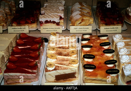 Österreich, Wien I, Neuer Markt, Kurkonditorei Oberlaa, Torten Banque D'Images