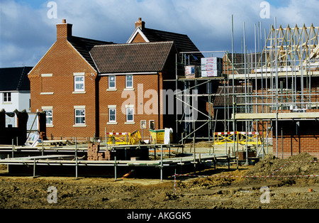 Maisons en construction sur la Ravenswood estate, Ipswich, Suffolk, UK. Banque D'Images