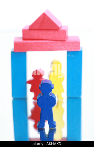 Selfmade figures en bois symbolisant la métaphore de la vie de famille Banque D'Images