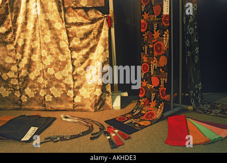 Les tissus en soie de kimono japonais shop Banque D'Images