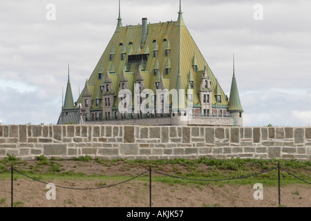 Le Château Frontenac à Québec Canada vu de la Citadelle Banque D'Images