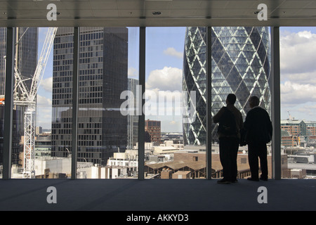 Voir l'immeuble de bureaux du quartier financier Ville de London UK Banque D'Images