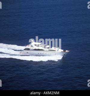 Vue aérienne de superyacht de luxe Costa Brava II sous power off Puerto Portals Calvia Mallorca Baléares Espagne Banque D'Images