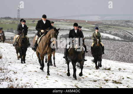 Une partie de l'équitation à travers la recherche de Llangeinor colline au-dessus de Blackmill près de Bridgend sur le Boxing Day annuel Fox hunt Banque D'Images